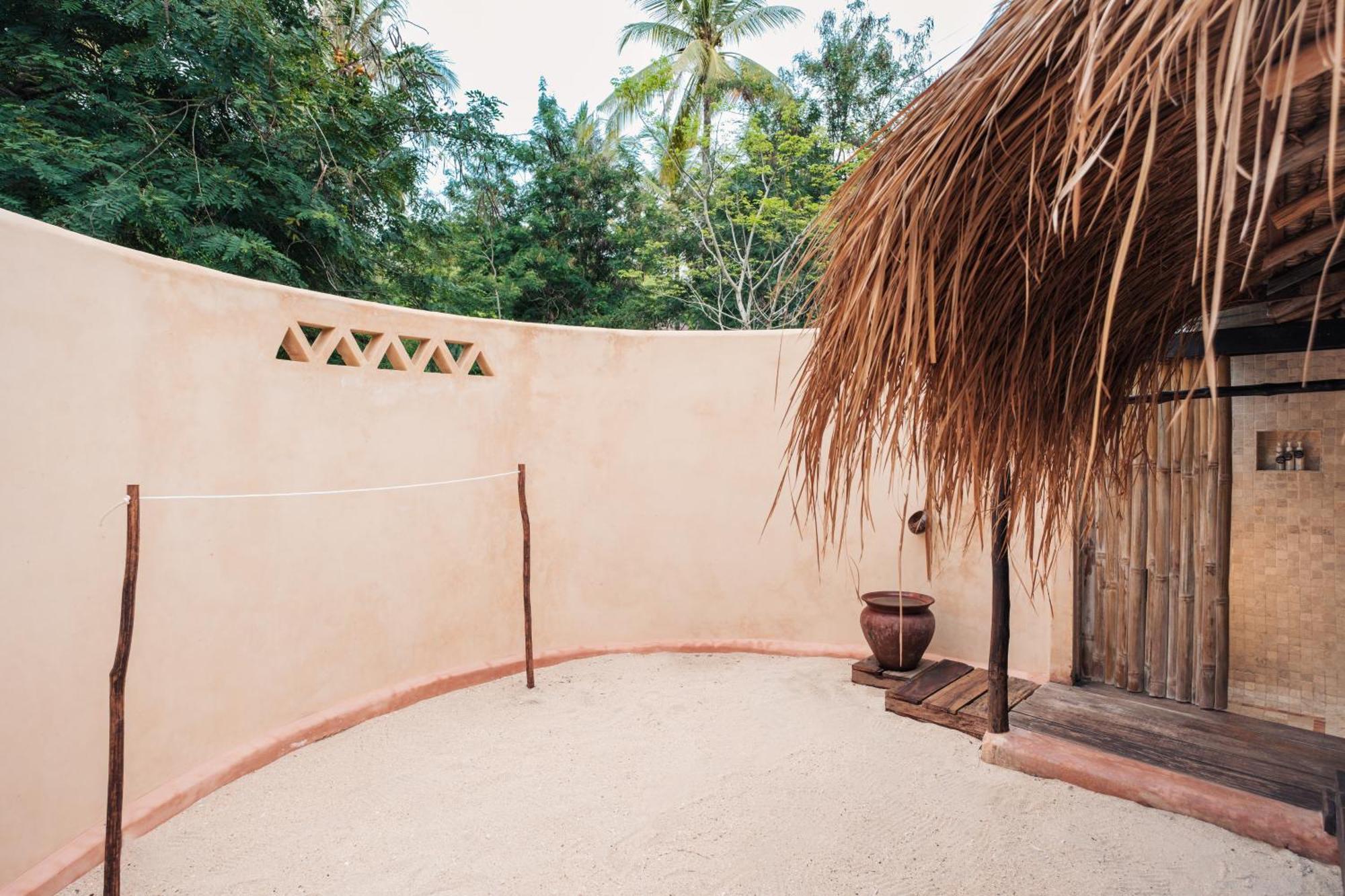 Gili Asahan Eco Lodge & Restaurant Eksteriør bilde